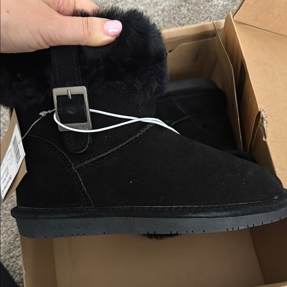 Bearpaw Black Suede Boots ABBY NEW IN BOX SIZE 7